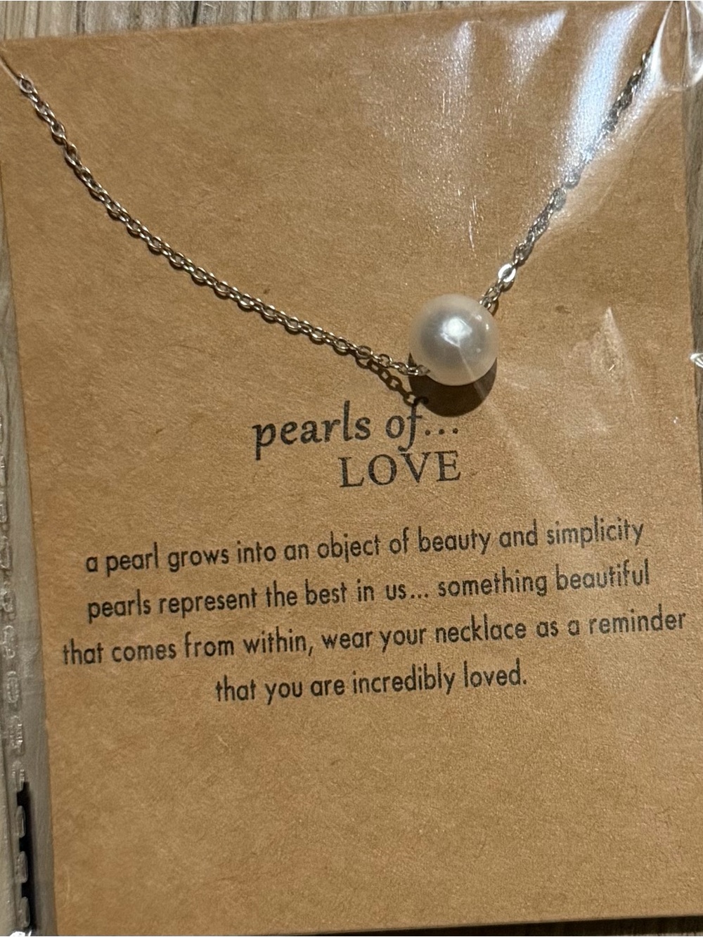 Source Unknown White Pearl on Silver Chain Necklace